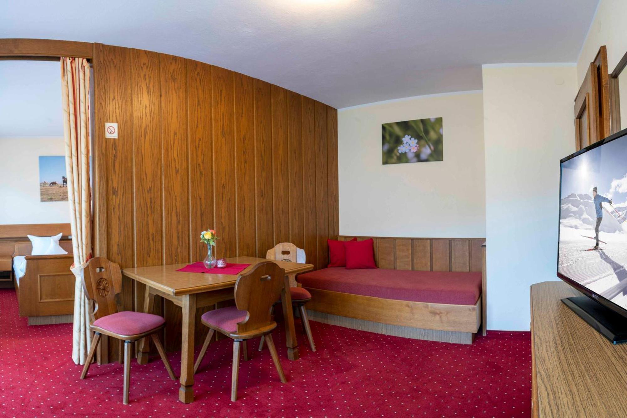 Monja Und Dietmar Thoeni Apartament *